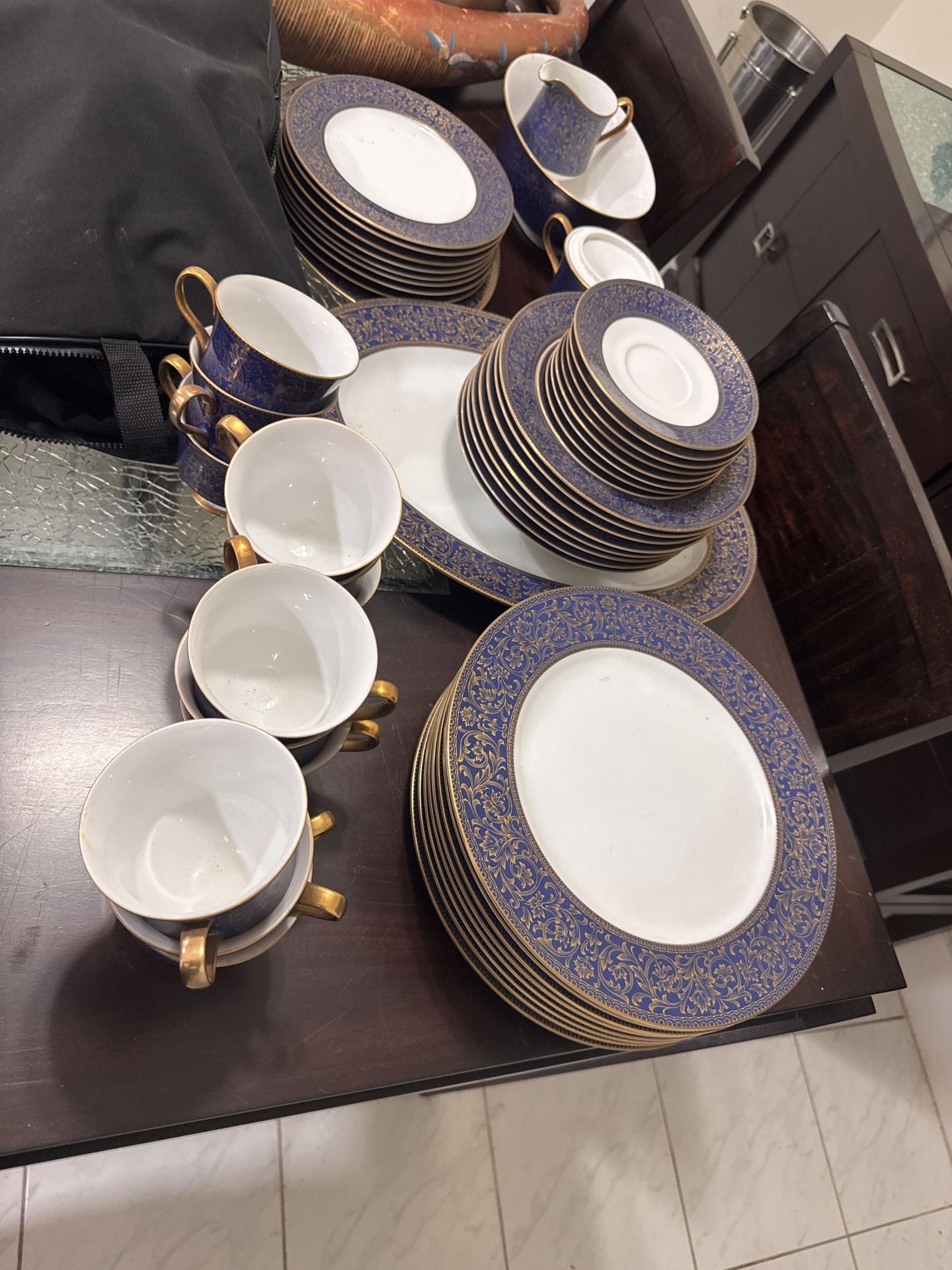 Sango Japan Aristocrat Cobalt Blue and Gold Dinnerware / Tableware Collection