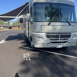 2004 Fleetwood Southwind