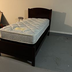 Twin Bed 