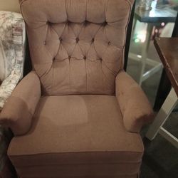 Very Clean Recliner 