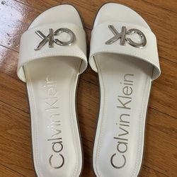 NEW Calvin Klein women memory foam Slide Sandals with Silver CK Logo size 8.5