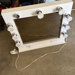 Makeup Mirror With Lights