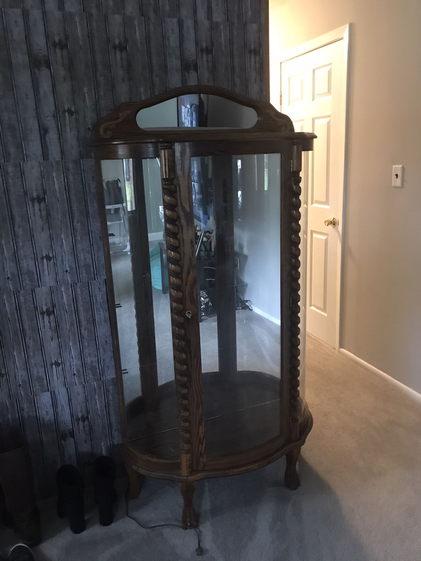 China cabinet with light