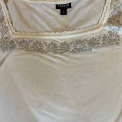 Torrid Size 3 Top