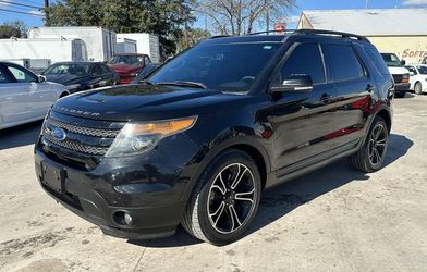 2015 Ford Explorer