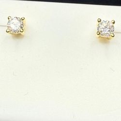 # 92- Moissanite Stud Earrings - 0.25 Carat Total