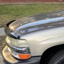 Bug shield 2000-2006 suburban & Tahoe