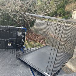 XL Large Dog Kennel Crate Collapsible Like In Good Condition 42" L by 28" W by 33" H