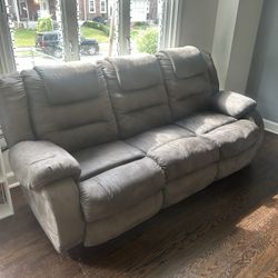 Reclining Couch & Love Seat