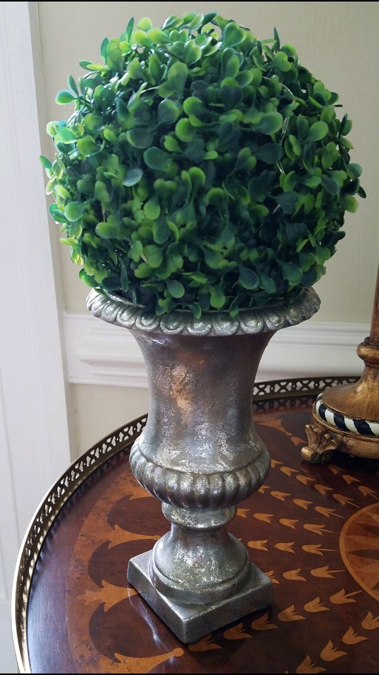 Lighted topiary in silver urn...14.5in tall and 7in wide. Very cute accent for any room.