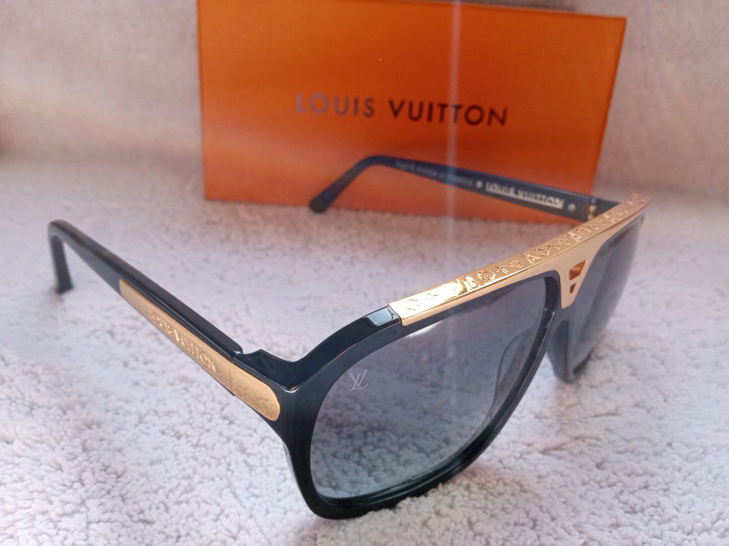 Lv Sunglasses Black And Gold Dust Cover Card And Box for Sale in San Diego,  CA - OfferUp