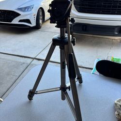Small Tripod 