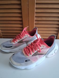 Brooks Aurora-BL Nitrogen Injected Women's Running Shoe * Size: 11.5 (Medium)