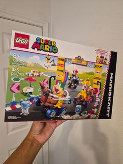 LEGO Super Mario Mario Kart Baby Peach & Grand Prix Set