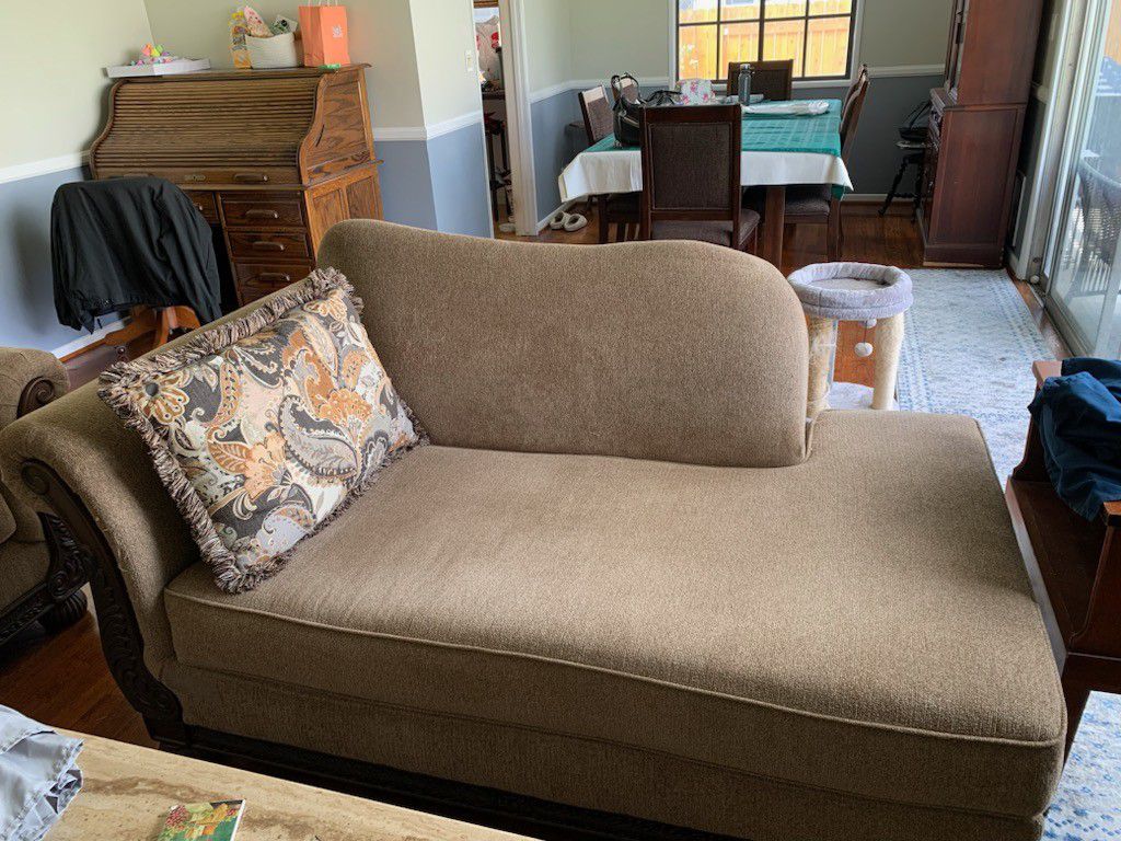 Couch And Chase Set $250