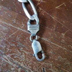 men's silver bracelet.