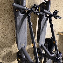 2 Segway Nine it Max G2 Scooter