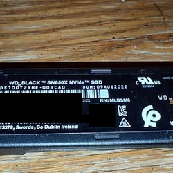 WD Black SN850X 1TB NVMe SSD with Heatsink