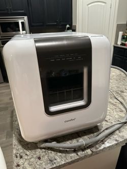COMFEE’ Countertop Dishwasher – 6L Built-in Water Tank