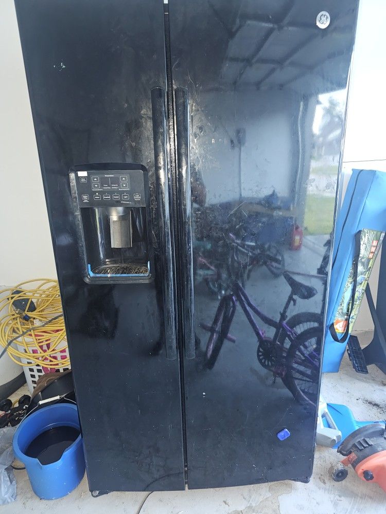 Refrigerator $300 OBO