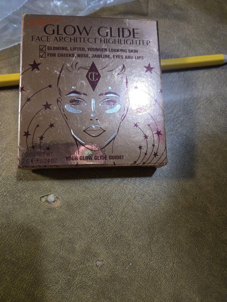 Charlotte Tilbury New $ 24.99