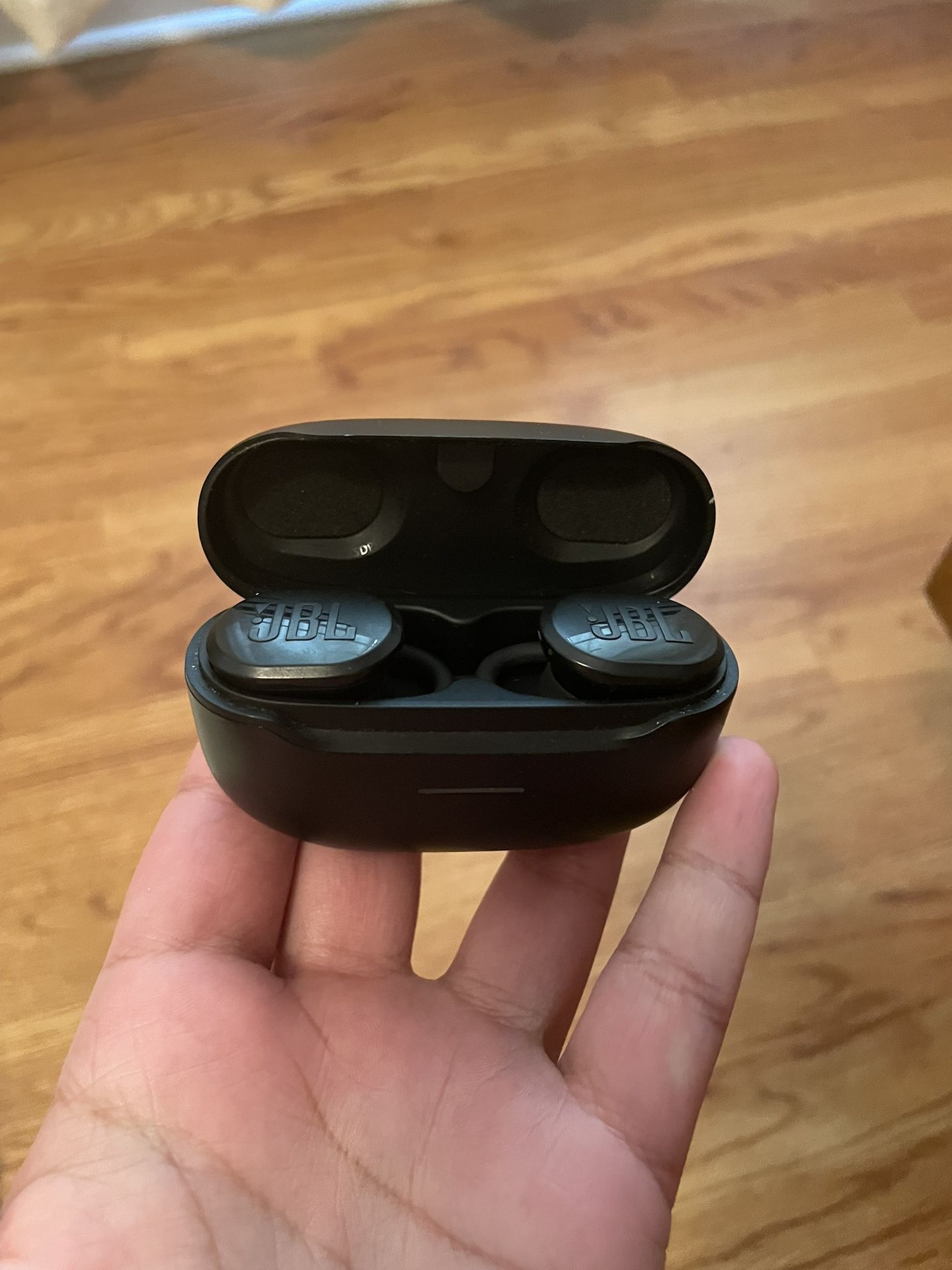 JBL RACE TWS Bluetooth Earbuds