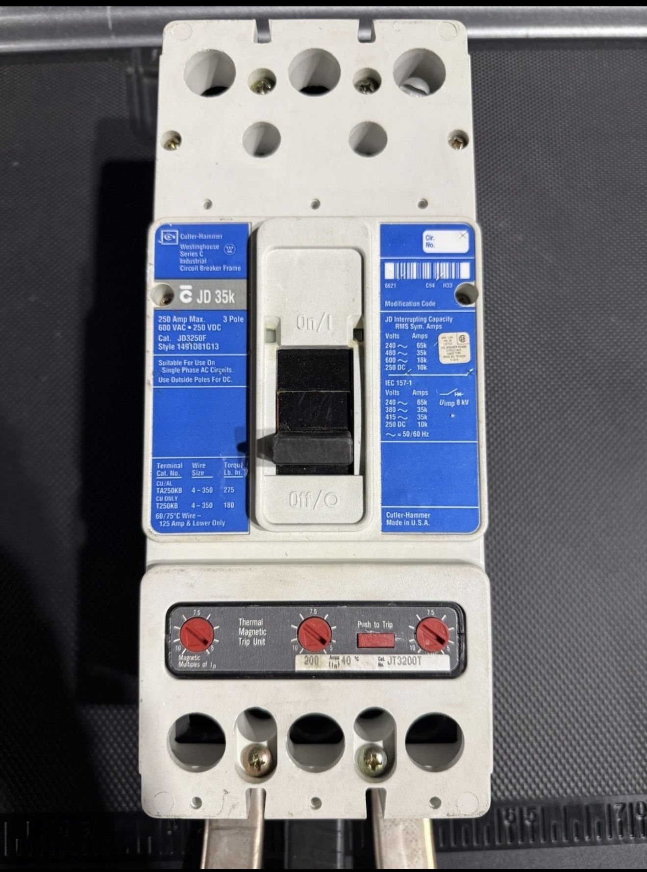 WESTINGHOUSE SERIES C JD3250F, Circuit Breaker/ 250A, 600V, 3Pole