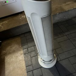 Sharper Image - Quadra Silent Air Purifier