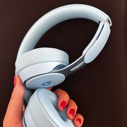 Beats Solo Pros 
