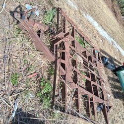 Free Needs Gone Three To Four Hundred Pounds Of Scrap Steel In Trailer Form