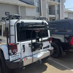 Jeep Tire Rack