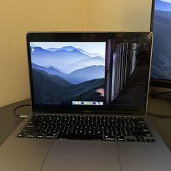 Macbook Air - Cracked Screen