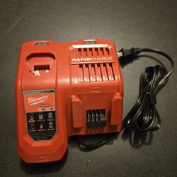 Milwaukee M12 M18 Rapid Charger