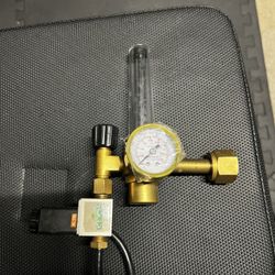 CO2 Regulator