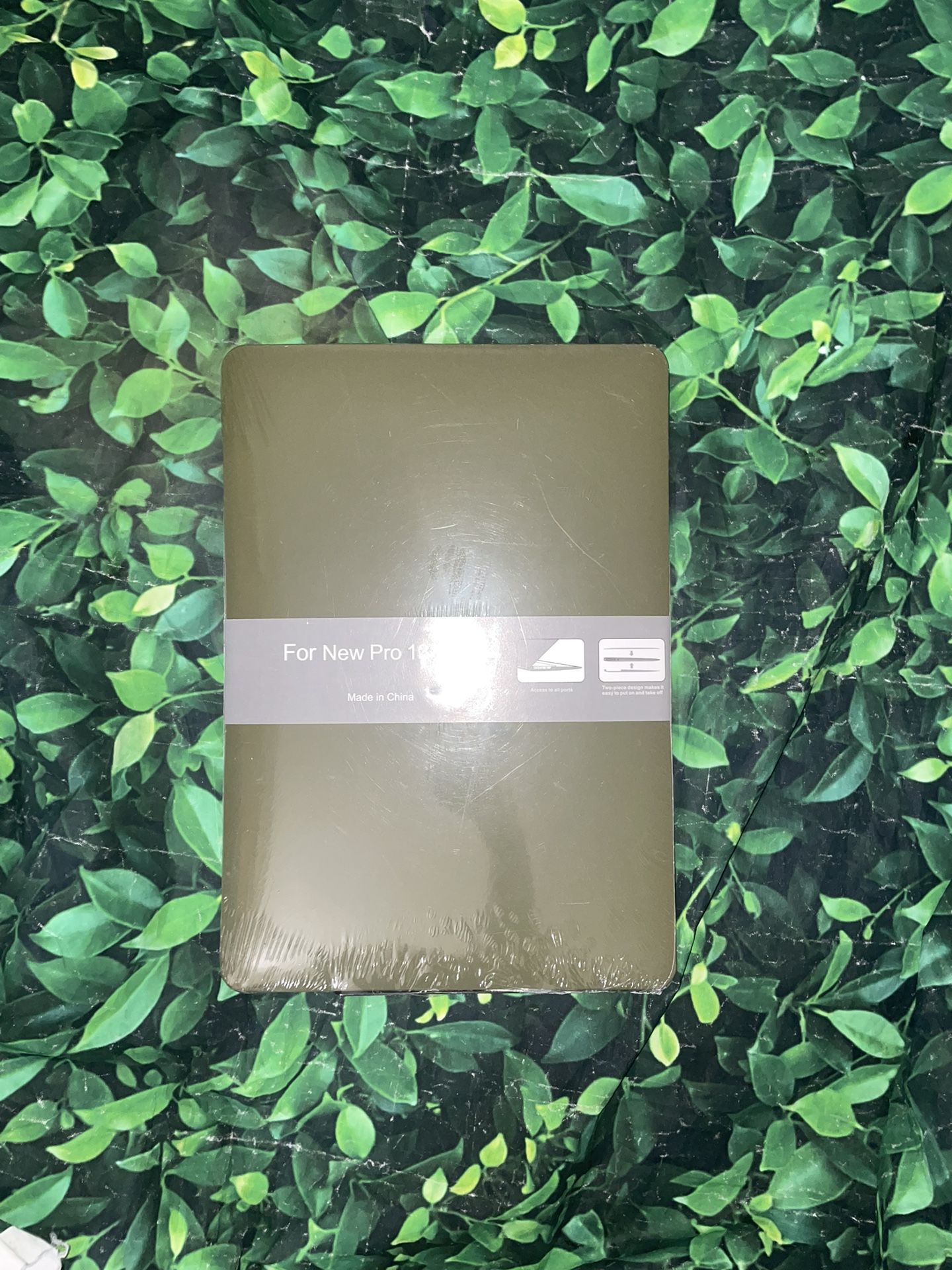Mac Book 13in Case Olive Green