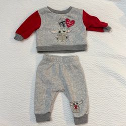 Star Wars Baby Yoda Infant Sweatshirt and Jogger Set (0-3M)
