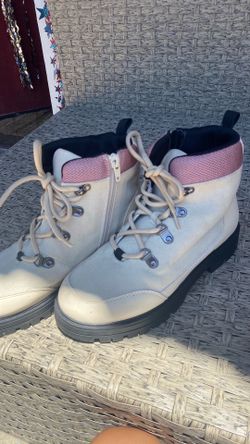 Size 4 girl shoes
