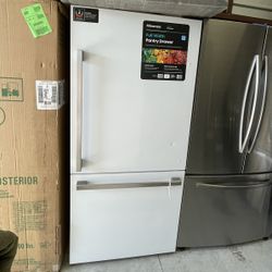 Hisense Refrigerator 