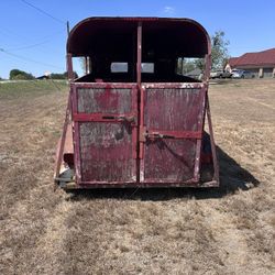 2 Horse trailer