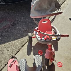 Radio Flyer pink tricycle