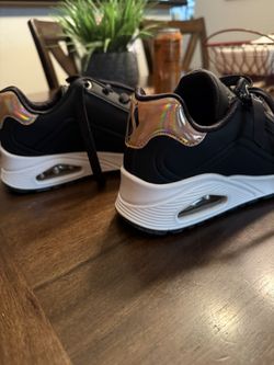 Skechers Size 3