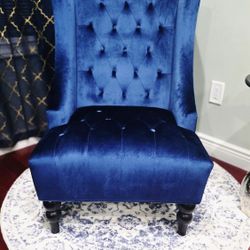 Velvet Accent Chair 