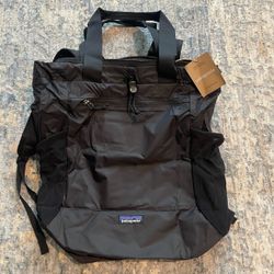 Patagonia Terravia Tote Pack 24L Expandable Backpack Tote Carrying Bag NEW Black