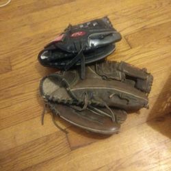 2 Baseball Glove