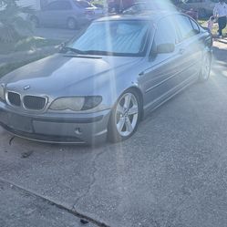 2004 BMW 3 Series