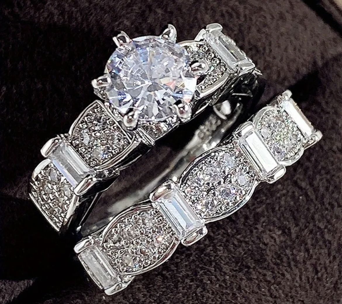 Engagement Ring With Box 