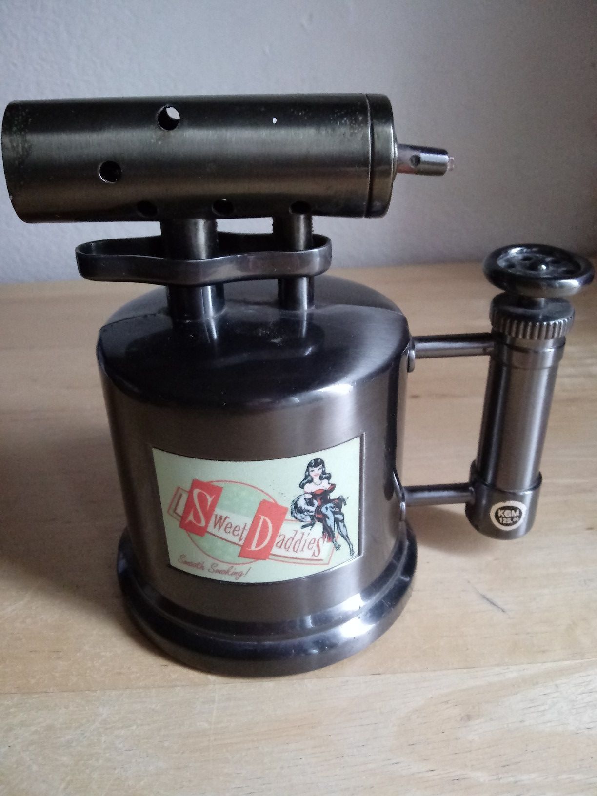 VINTAGE SWEET DADDIES ~ SMOOTH SMOKING! ~ PYRO STAR TABLE GAS CIGAR AND CIGARETTE LIGHTER