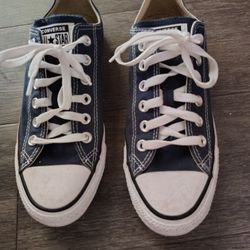 converse Chuck Taylor Low Top Size 8