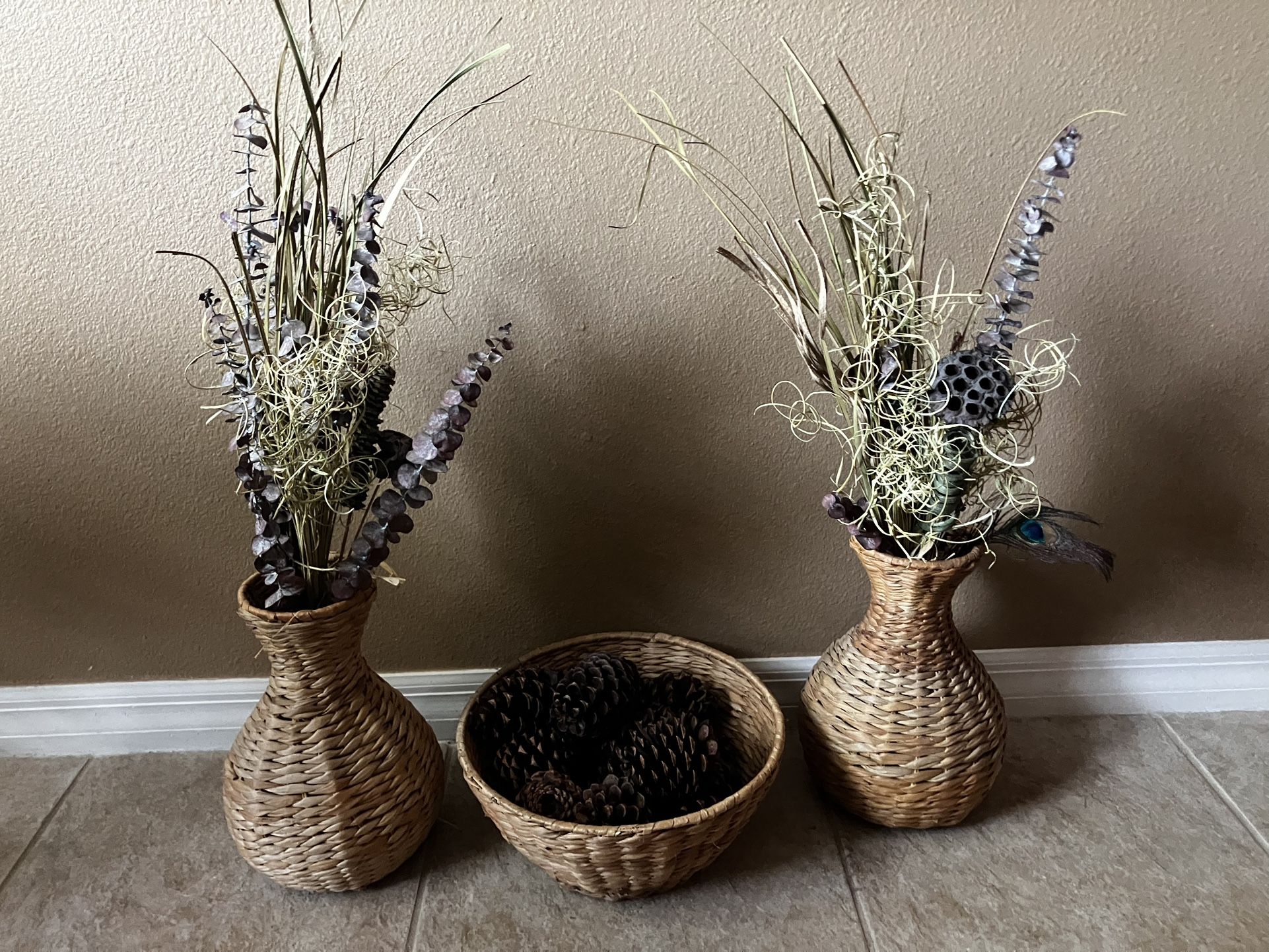 Wicker Flower Vase And Basket Includes Arrangements And Pine cones 