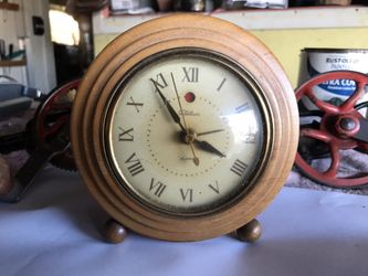 TELECHRON ELECTRIC CLOCK.